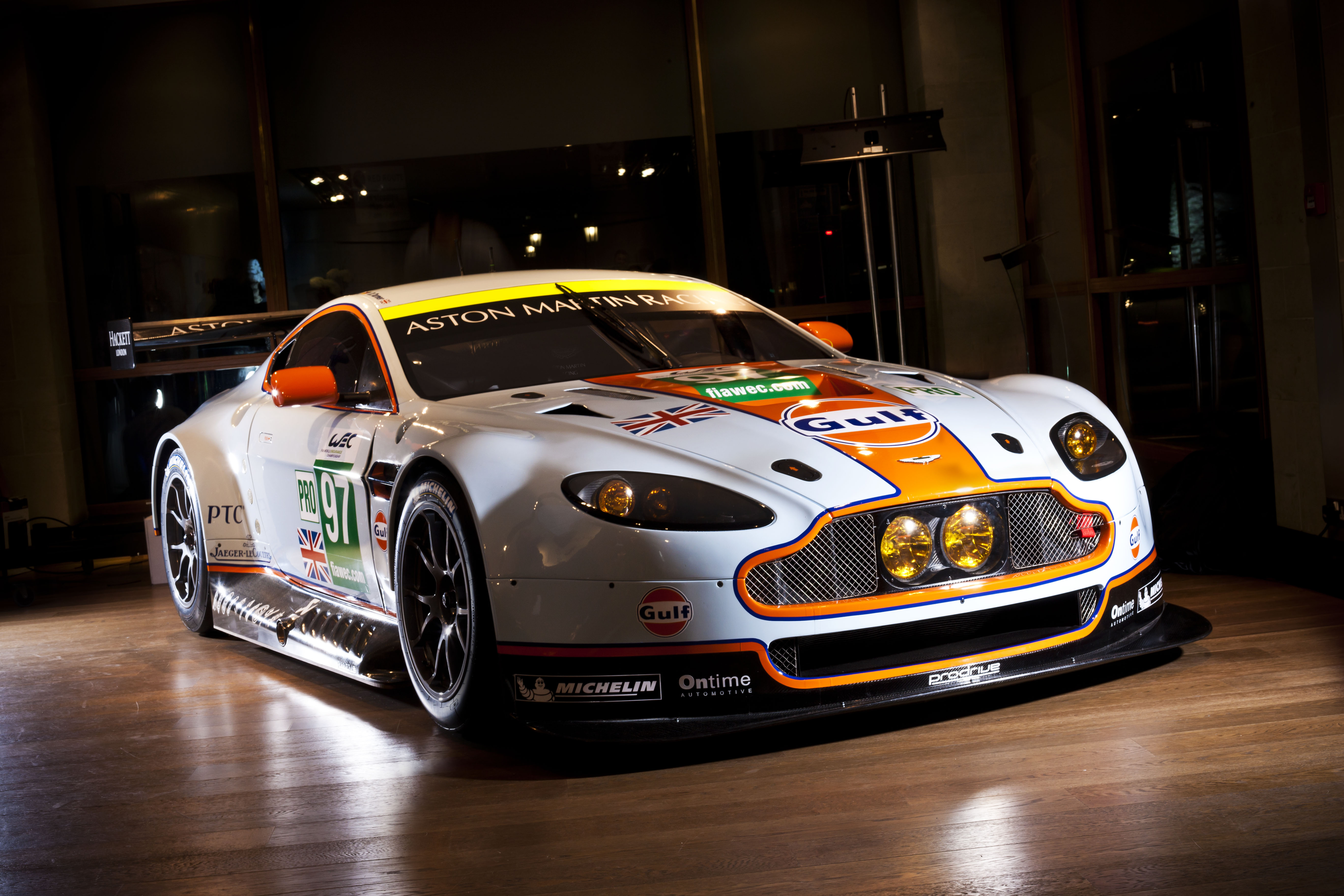 希少 美品 ASTON MARTIN Racing WEC スウェット 紺 XL